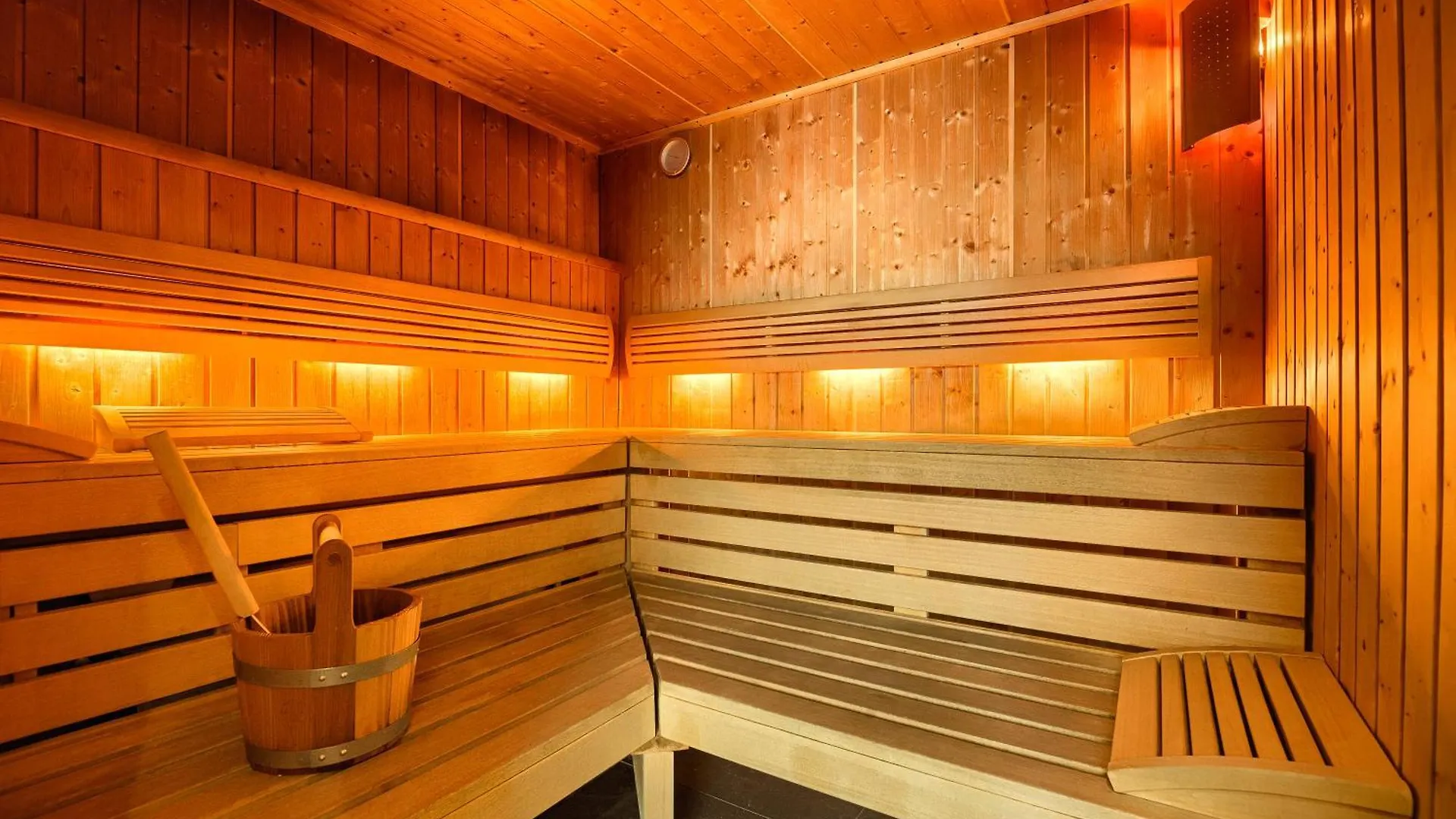 Sunny Bliss Polanki Klonowa, 350M Beach, Pool, Sauna, Gym Kolobrzeg Apartment