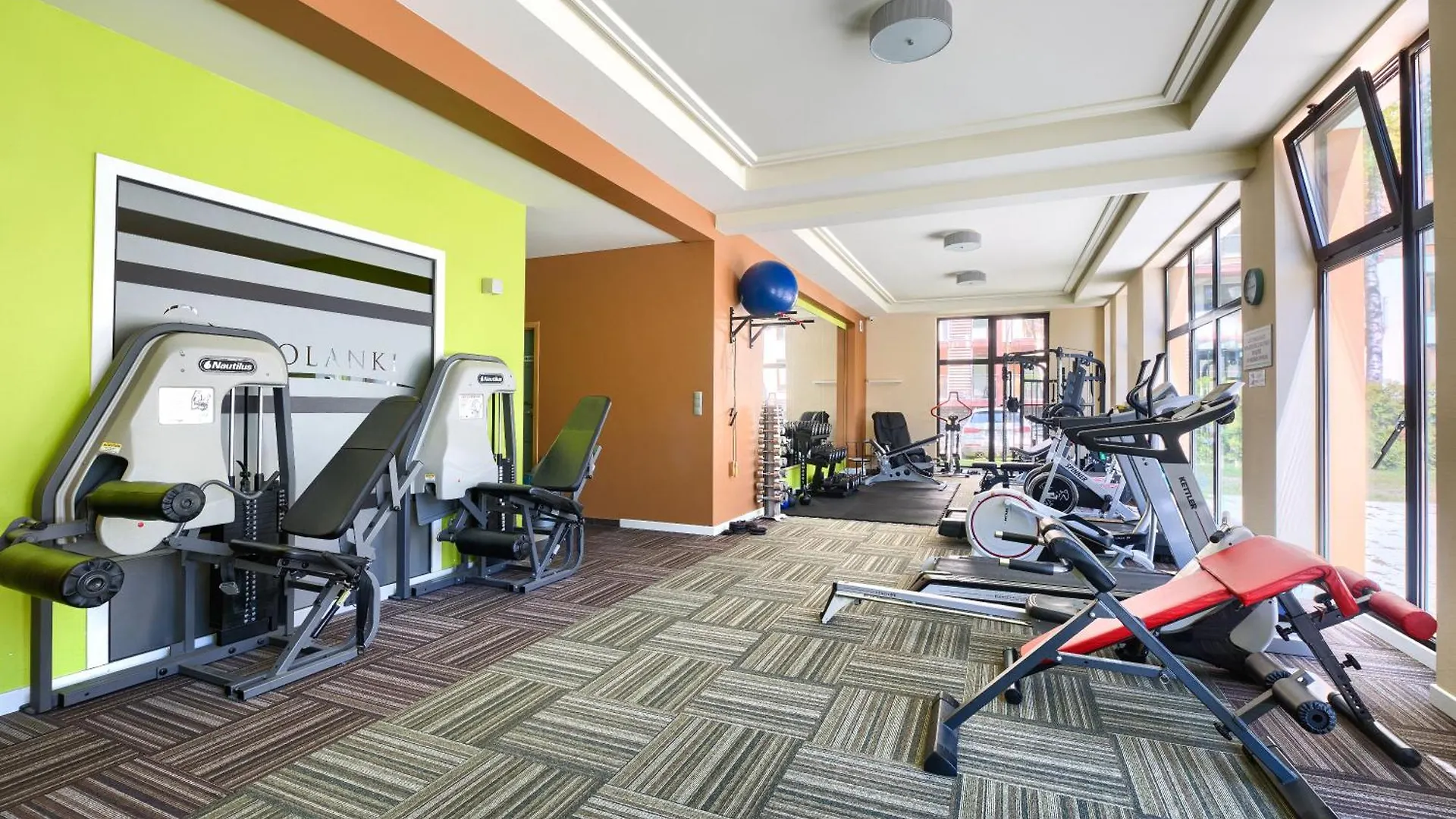 Sunny Bliss Polanki Klonowa, 350M Beach, Pool, Sauna, Gym Kolobrzeg Apartment